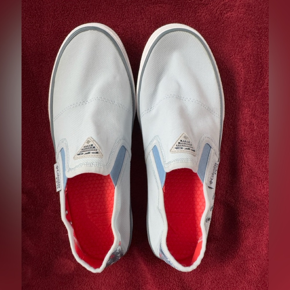 Columbia slip on shoes size 9